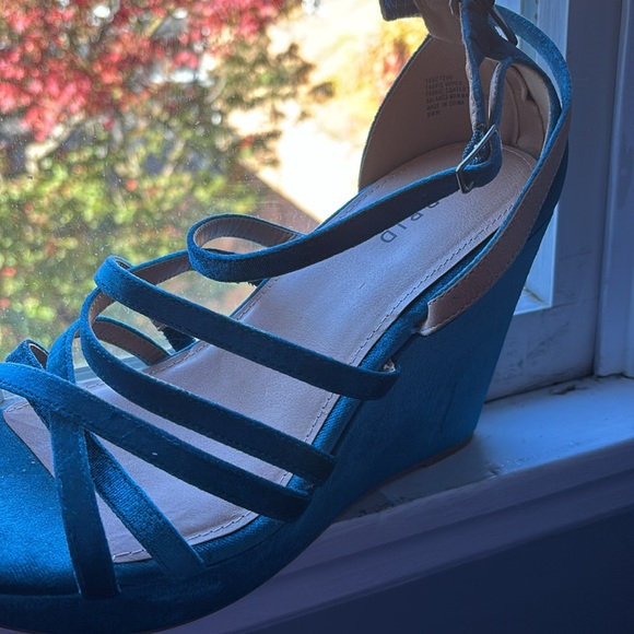 Torrid Turquoise Blue Velvet Strappy  Wedge Sandals - Picture 2 of 11